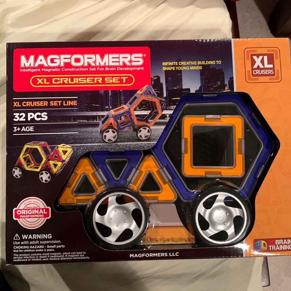 Magnaformers XL cruiser set
